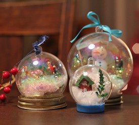 Waterless Snow Globes