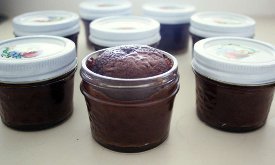 Tiny Cakes in a Jar