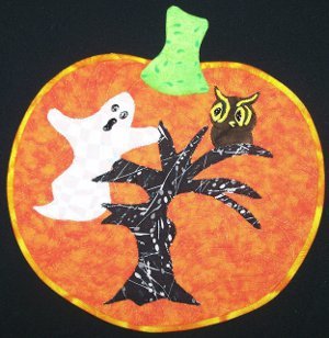 Ghostly Pumpkin Mug Rug Pattern