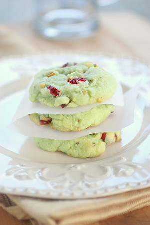 Cran-Pistachio Cookies