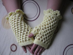 Butterfly Stitch Fingerless Gloves