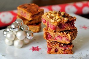 Vintage Christmas Cranberry Bars