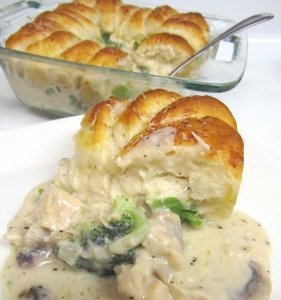 Chicken Alfredo Biscuit Casserole