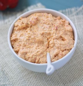 Red Bell Pepper and Ranch Cheese Dip