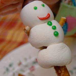 Yummy Puffy Snowman Craft