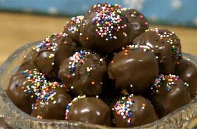 No Bake No Fuss Peanut Butter Balls