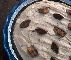 Creamy No Bake Peanut Butter Pie