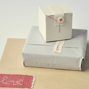 Simple Stitches Gift Box