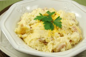 Ham and Cheese Grits Casserole