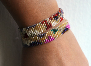 How to make a colorful beaded bracelet: Tutorial/Simply seed beads