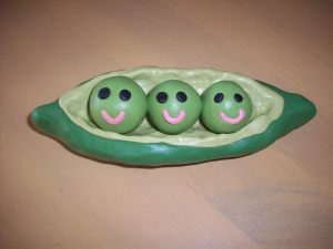 Peas in a Pod Figurine