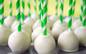 Paper Straw Cake Pops