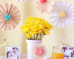 Queen Bee Paper Crafts for Mother's Day