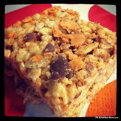 Copycat Butterfinger Rice Krispy Bars