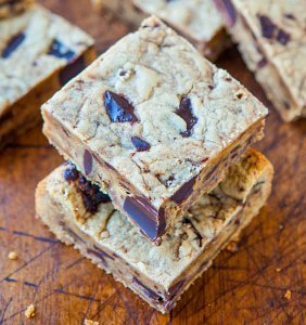 Peanut Butter Chocolate Chunk Cookie Bars