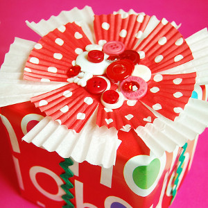 Cupcake Liner Bow