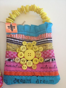 Button Up Tiny Tote
