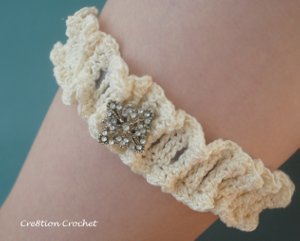 Wrapped in Lace Bridal Garter, Easy Crochet Pattern for Weddings - Kirsten  Holloway Designs