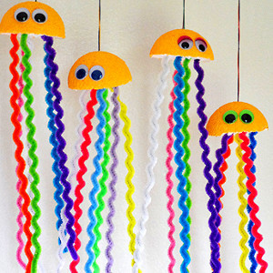 Cutesy Coiled Jellyfish Craft