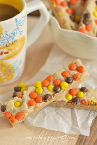 Reese's Pieces Shortbread Bars