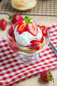 Quick Strawberry Shortcake