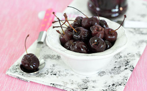 How to Make Your Own Maraschino Cherries
