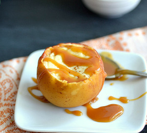 Cheesecake-Stuffed Baked Apples