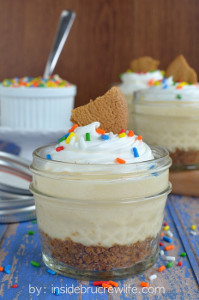 No-Bake Peach Cheesecake Cups