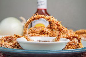 Lord of The Spanko Panko Onion Rings