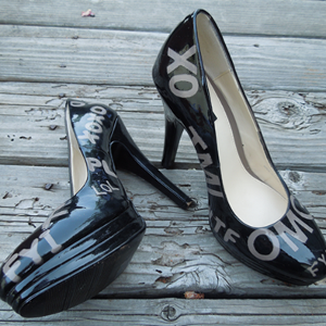 Internet-Inspired Painted Pumps