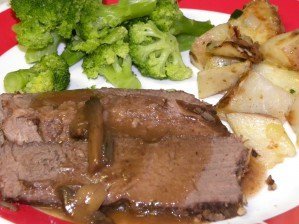 Tip Roast with Mushroom Gravy