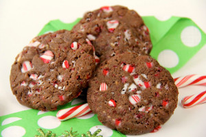 Peppermint Bark Crackle Cookies