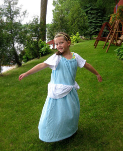 Princess Towel Dress | AllFreeHolidayCrafts.com