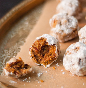 Pumpkin Ball Cookies