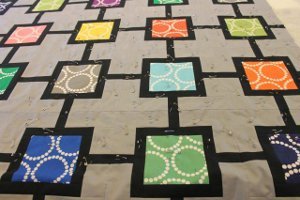 Basting a Quilt with Safety Pins