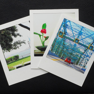 Faux Polaroid Picture Frames