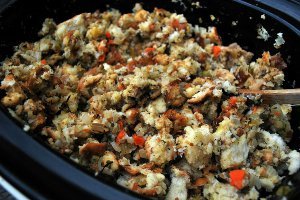 Traditional Bread Stuffing Traditional Bread Stuffing