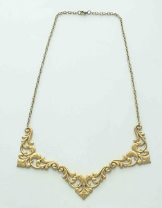 Elegant Flourish Necklace