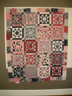 Holiday Circle in a Star Quilt