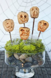 Creepy Shrunken Head Centerpiece