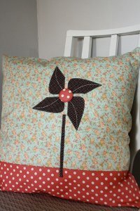 Pretty Pinwheel Pillow