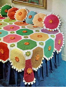 Vintage Fleur Throw and Pillows