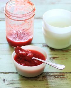 Copycat DQ Strawberry Sauce