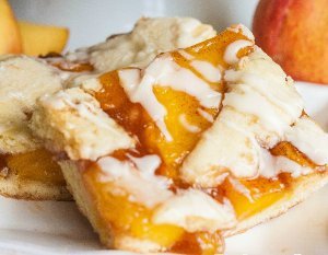 Perfect Peach Cobbler Bars