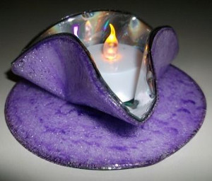 Amazing CD Tealight Holder