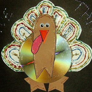 CD Turkey Thanksgiving Craft