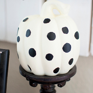 25+ Halloween Crafts to Make at the Last Minute