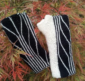 Spider Web Fingerless Mitts