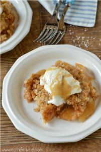 Skillet Salted Caramel Apple Crisp