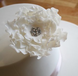 Elegant Ruffled Rose Wedding Cake Design